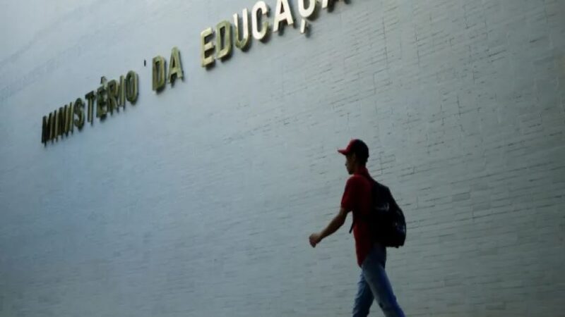 Governo vai desbloquear mais de R$ 2 bilhões do MEC, diz ministro