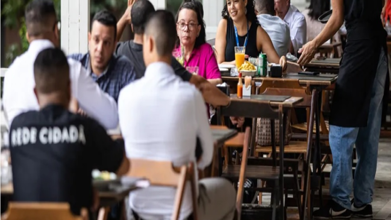 PIB do BRASIL AVANÇA: 2,9% em 2022, mesmo com 4º trimestre de queda.