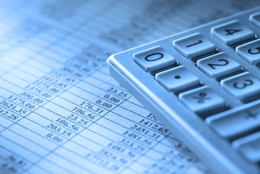 TETO DE GASTOS: Teto de gastos é inadequado e gerou corte para pagar contas obrigatórias, diz orçamento.