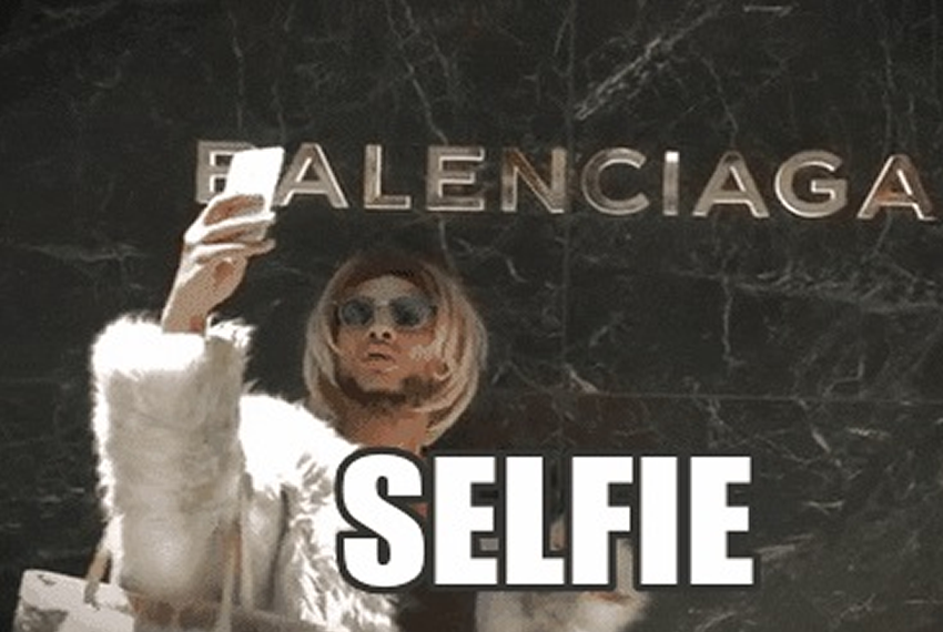 Eu Selfie 10 Anos Nos Separam Do Momento Em Que A Palavra “selfie” Foi Eleita Como A Palavra Do