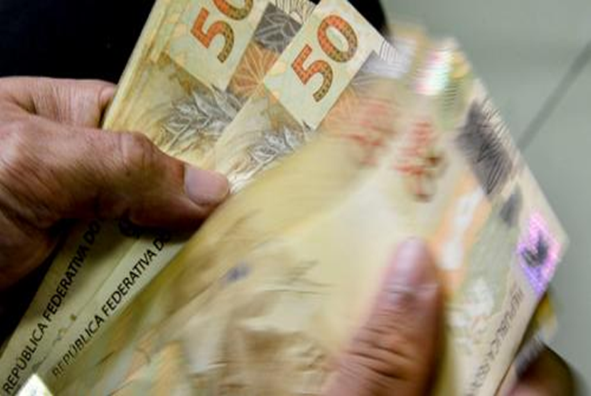 DÍVIDAS: Desenrola Brasil poderá reduzir em até 40% inadimplência no país.