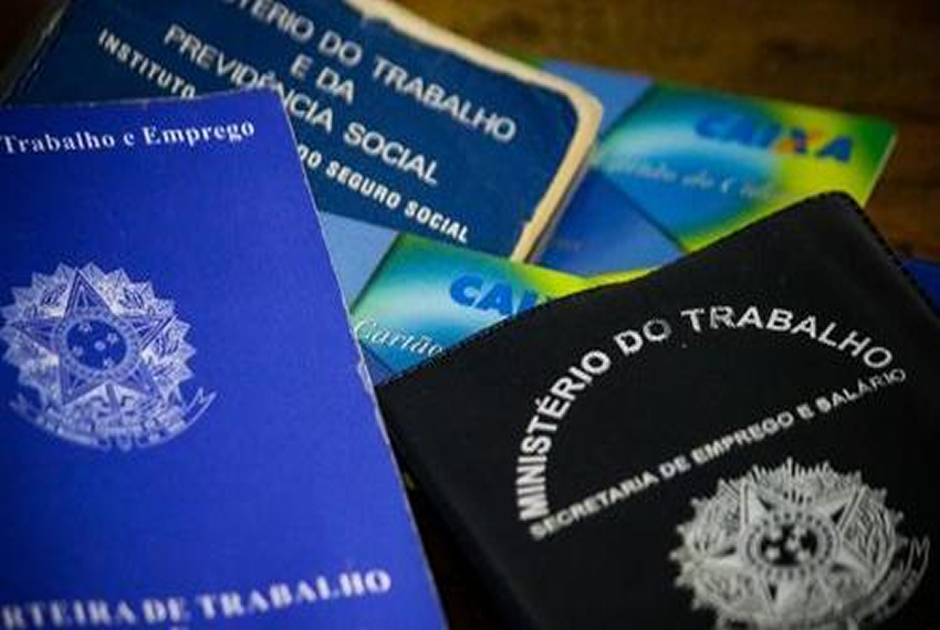 ECONOMIA: Desemprego cai para 7,8% em agosto, menor nível desde fevereiro de 2015.